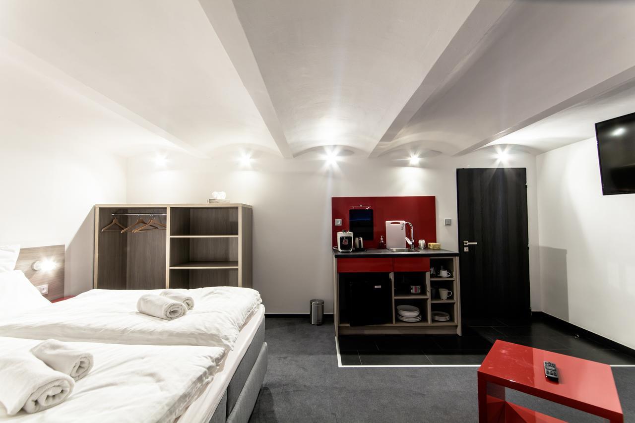 Silesia Residence Οστράβα Εξωτερικό φωτογραφία A typical room at the hotel